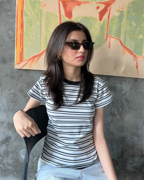 Contrast tee