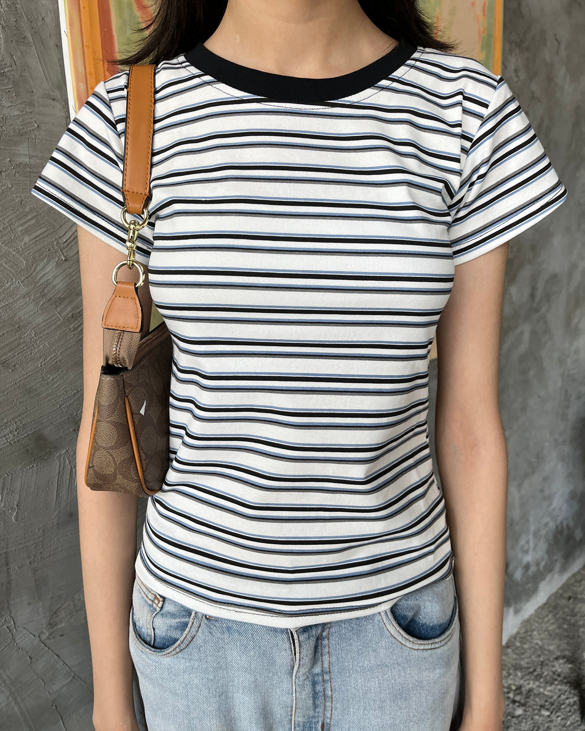 Contrast tee