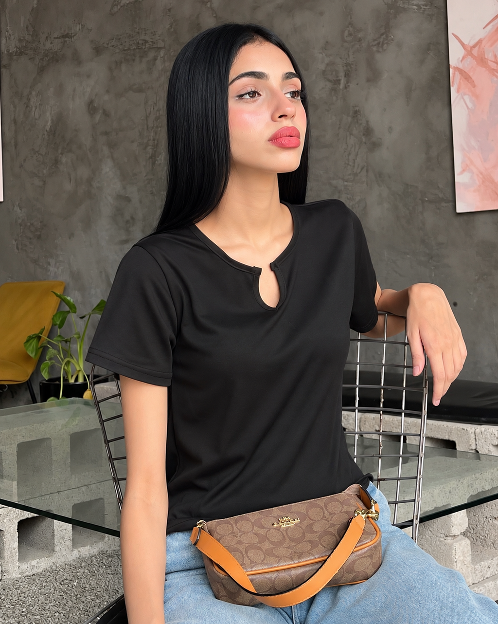Luna Notch Tee